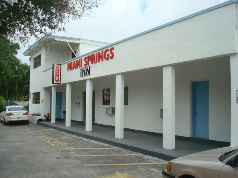 Miami Springs Inn – A Budget-Friendly Option Near the Airport